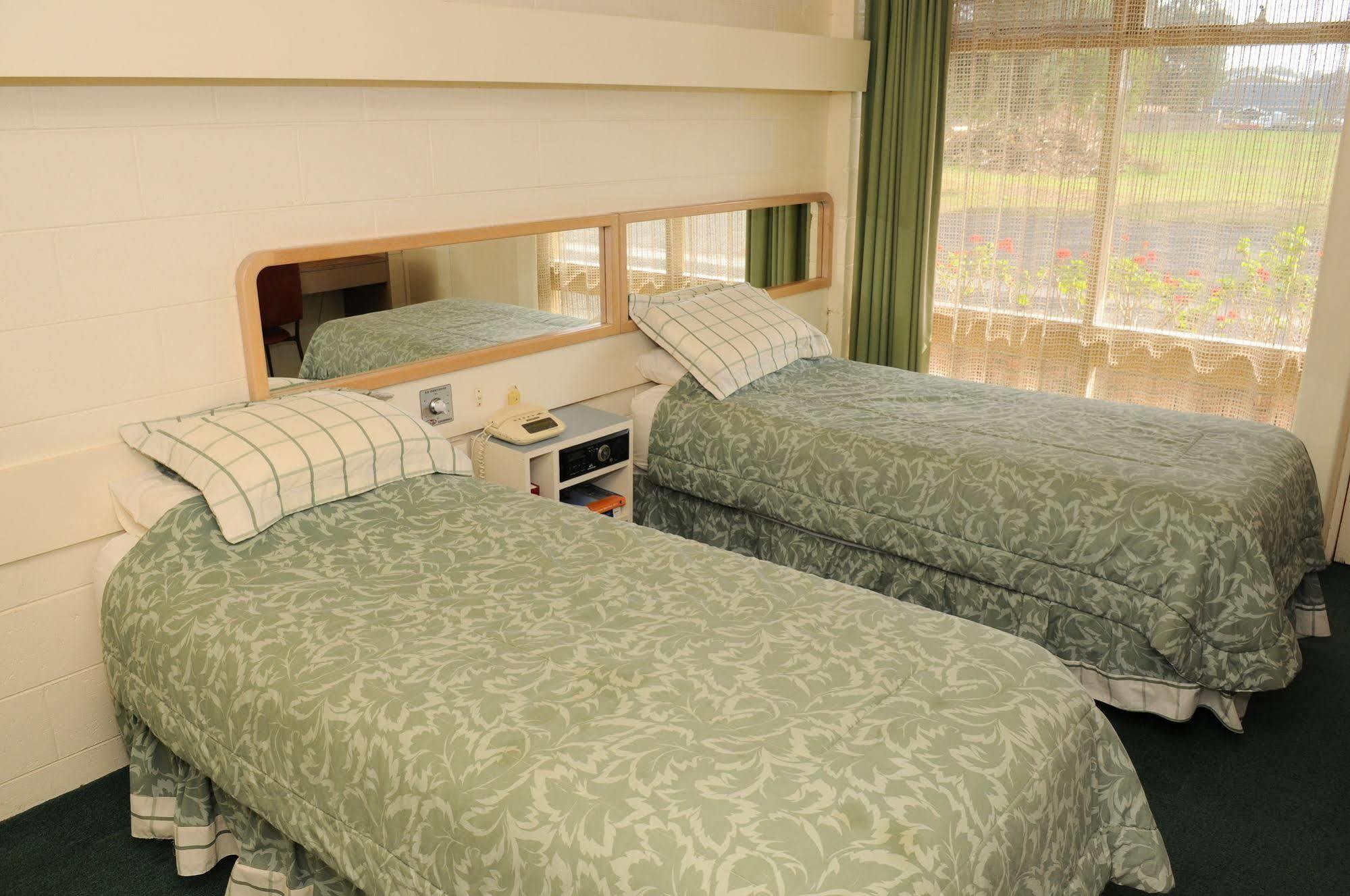 Peninsula Motor Inn Tyabb Zewnętrze zdjęcie