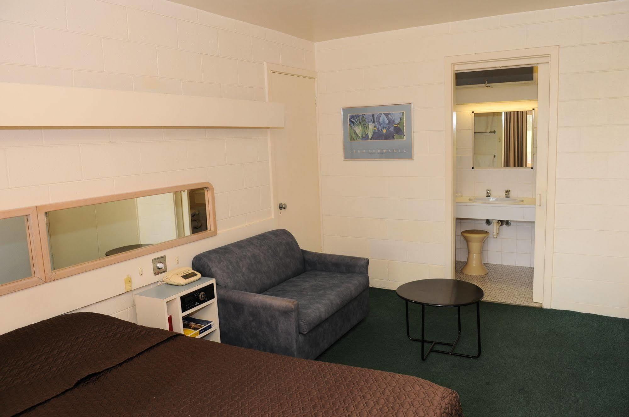 Peninsula Motor Inn Tyabb Zewnętrze zdjęcie